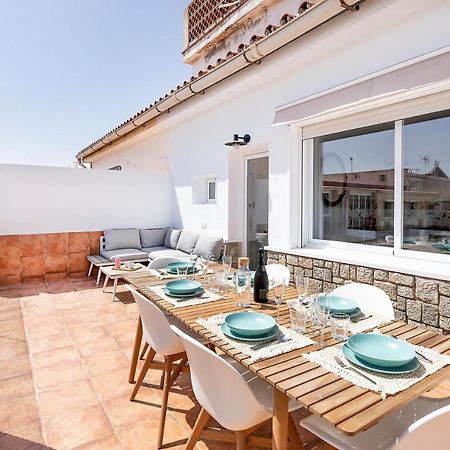 Homey Apt- Atico Con Vistas A La Catedral Малага Экстерьер фото