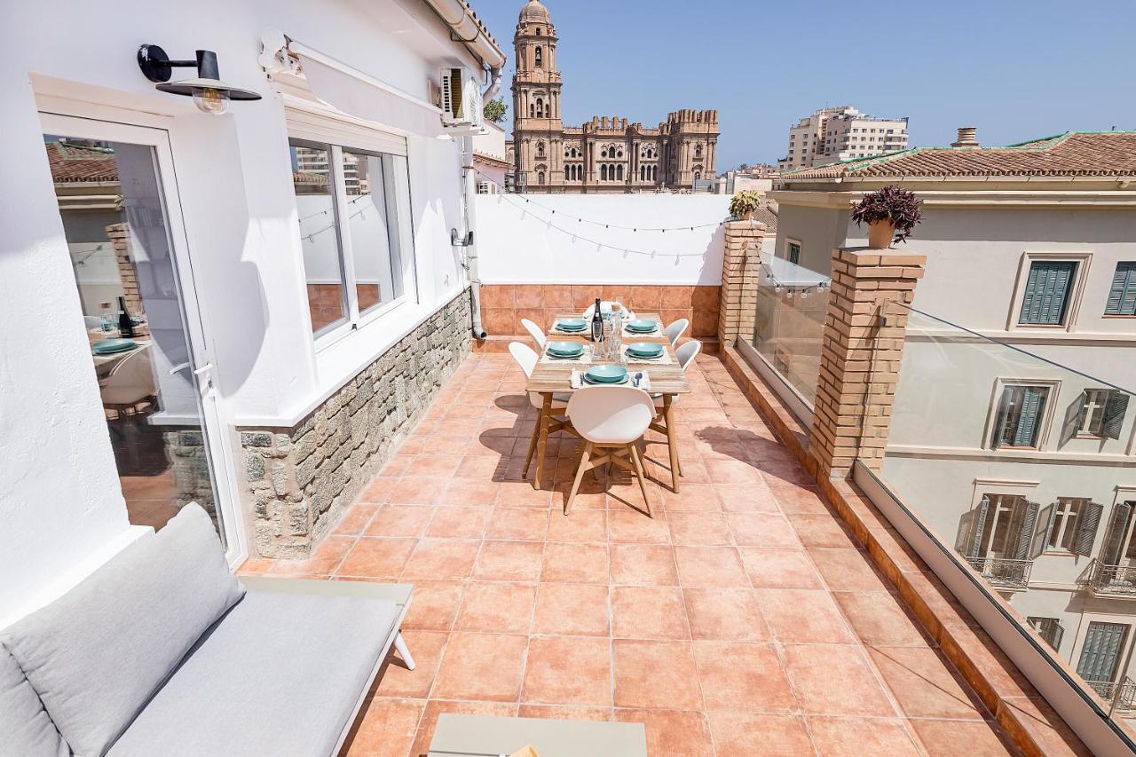 Homey Apt- Atico Con Vistas A La Catedral Малага Экстерьер фото