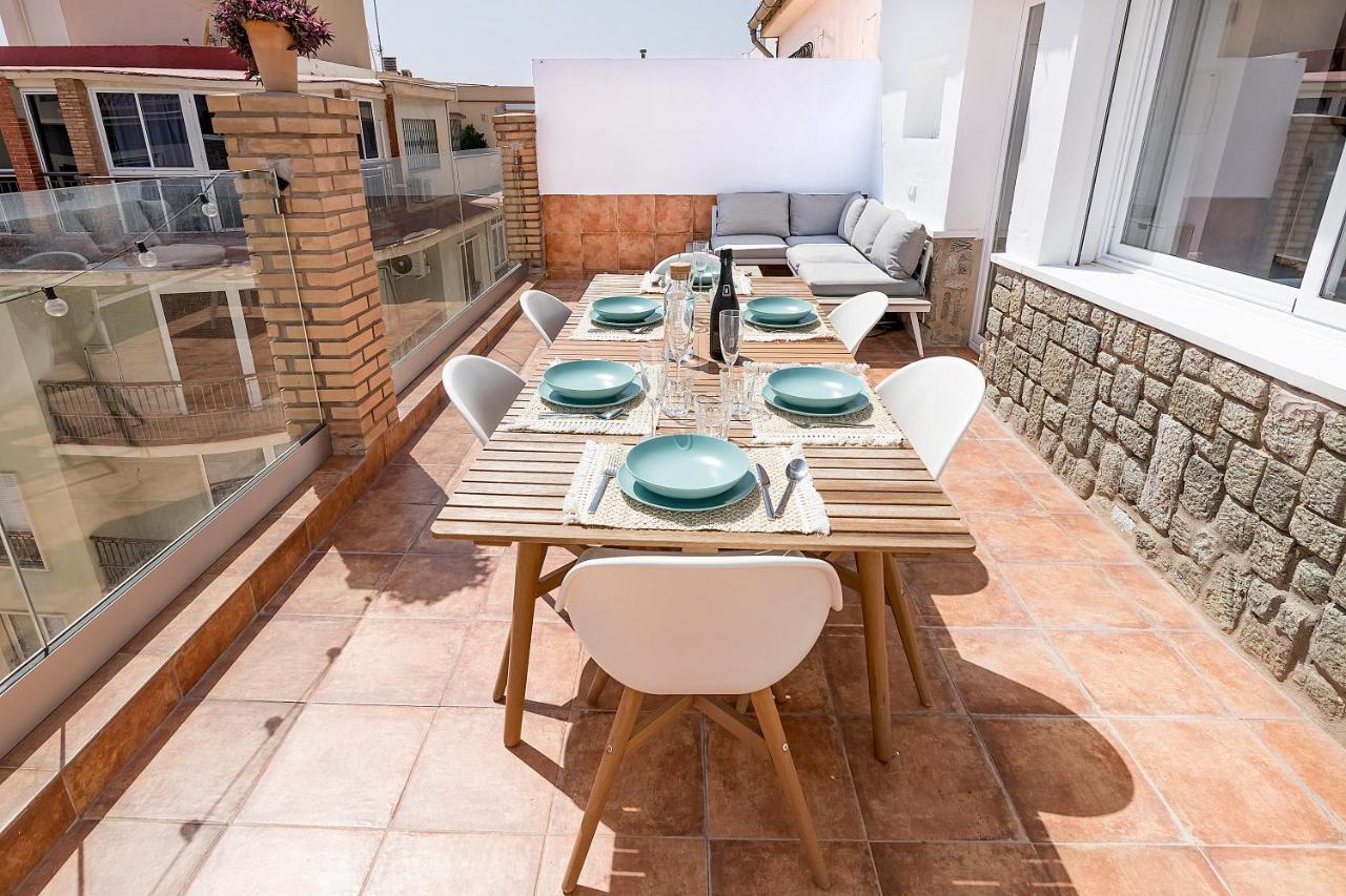 Homey Apt- Atico Con Vistas A La Catedral Малага Экстерьер фото