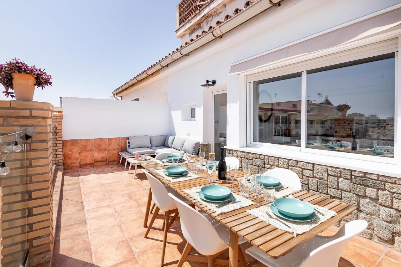 Homey Apt- Atico Con Vistas A La Catedral Малага Экстерьер фото